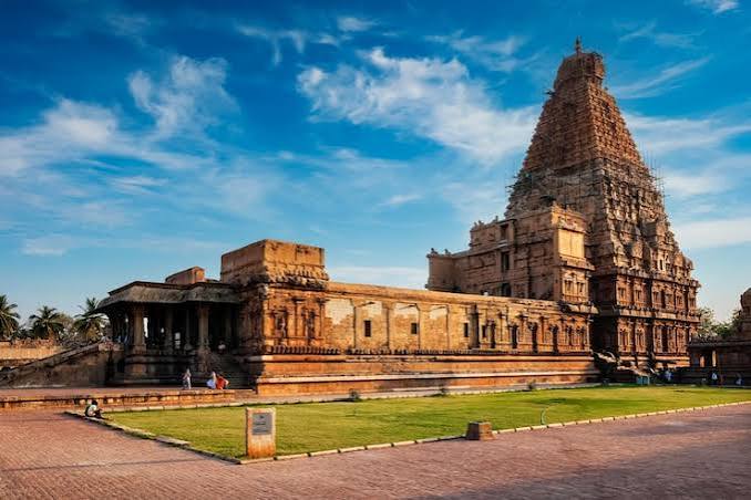 Scenic 18 Nights / 19 Days Tour : Enchanting South India Odyssey