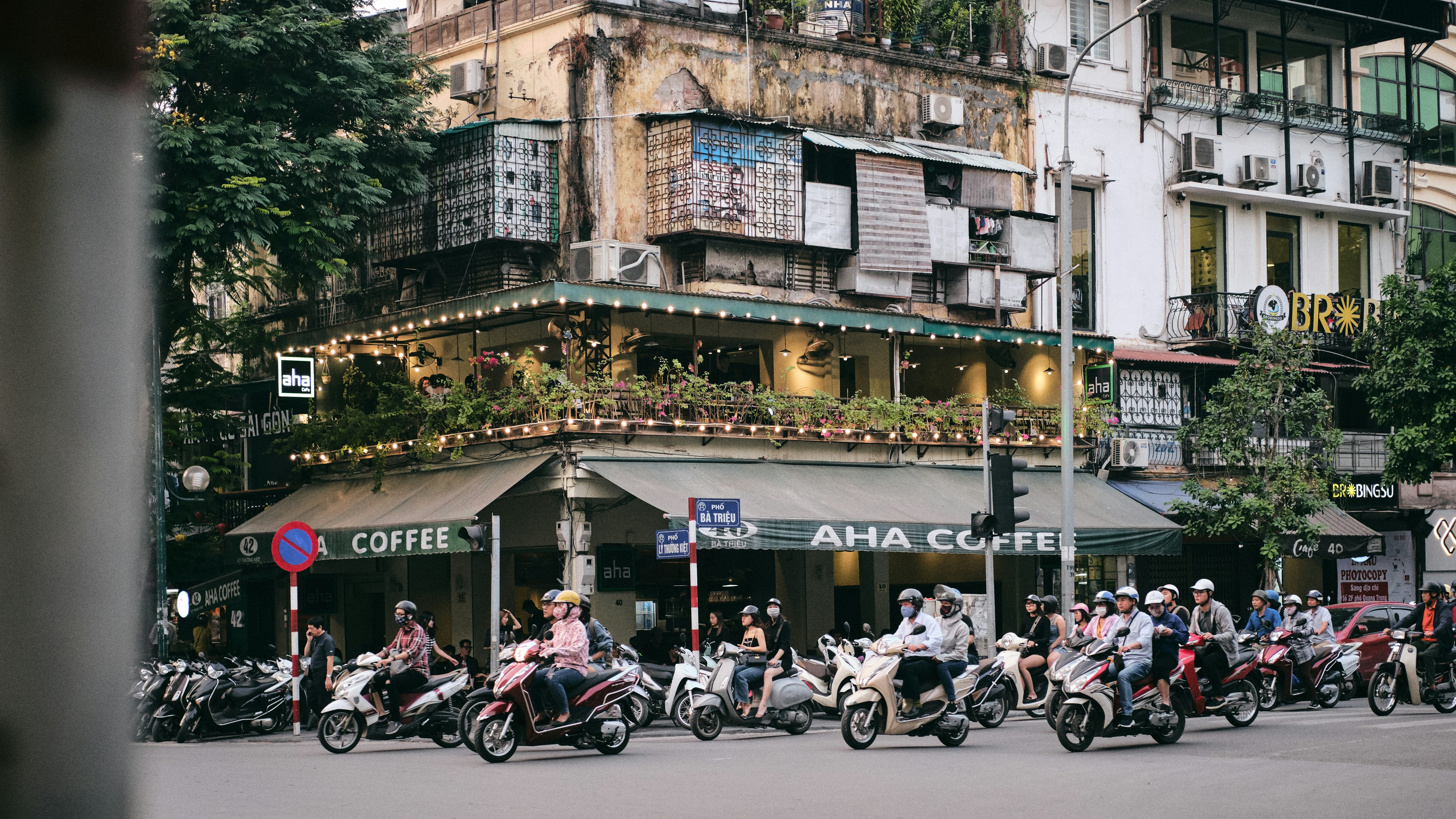 Scenic  18 Days of Vietnam Tour