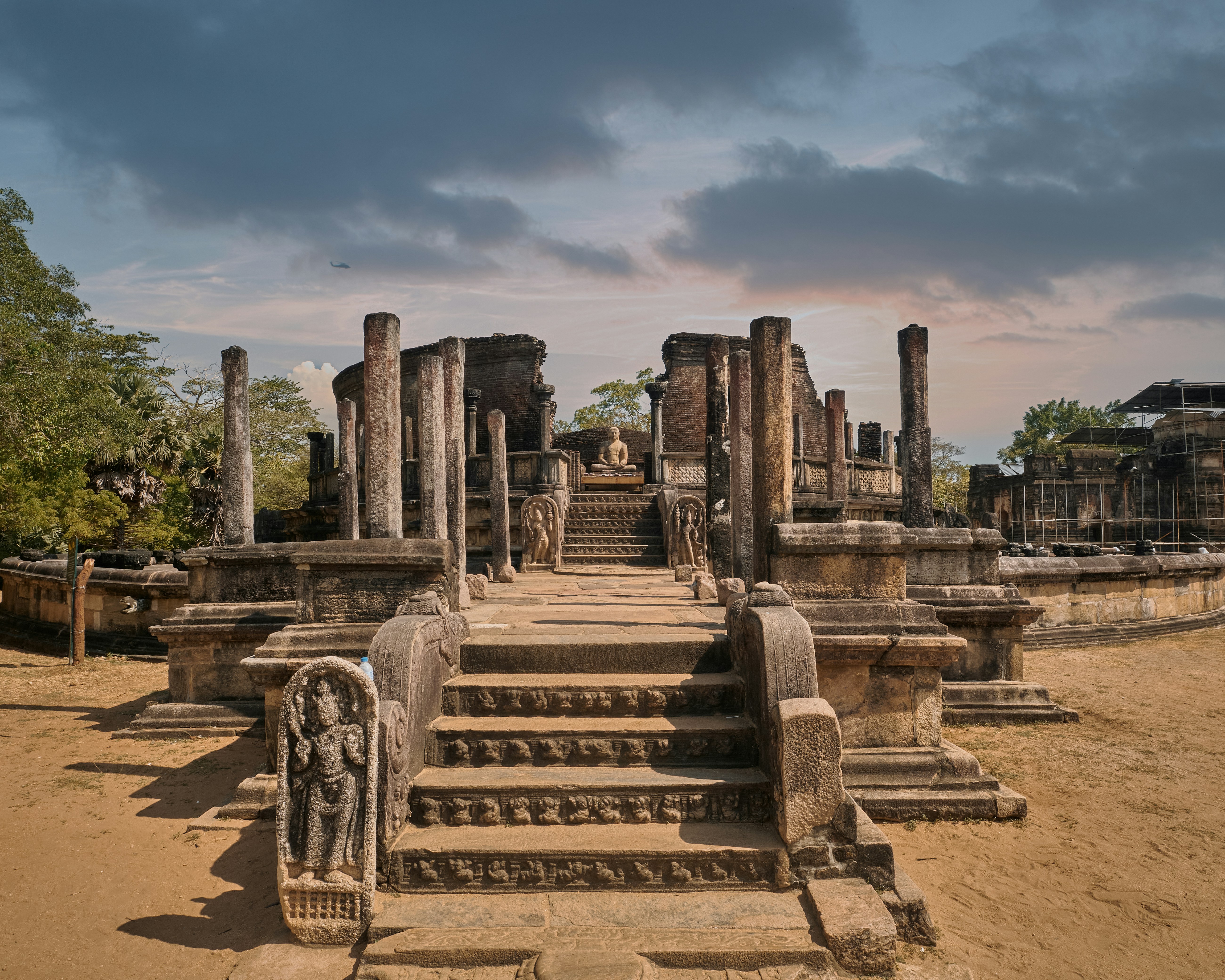 Scenic 15 Days Sri Lanka & Maldives Tour