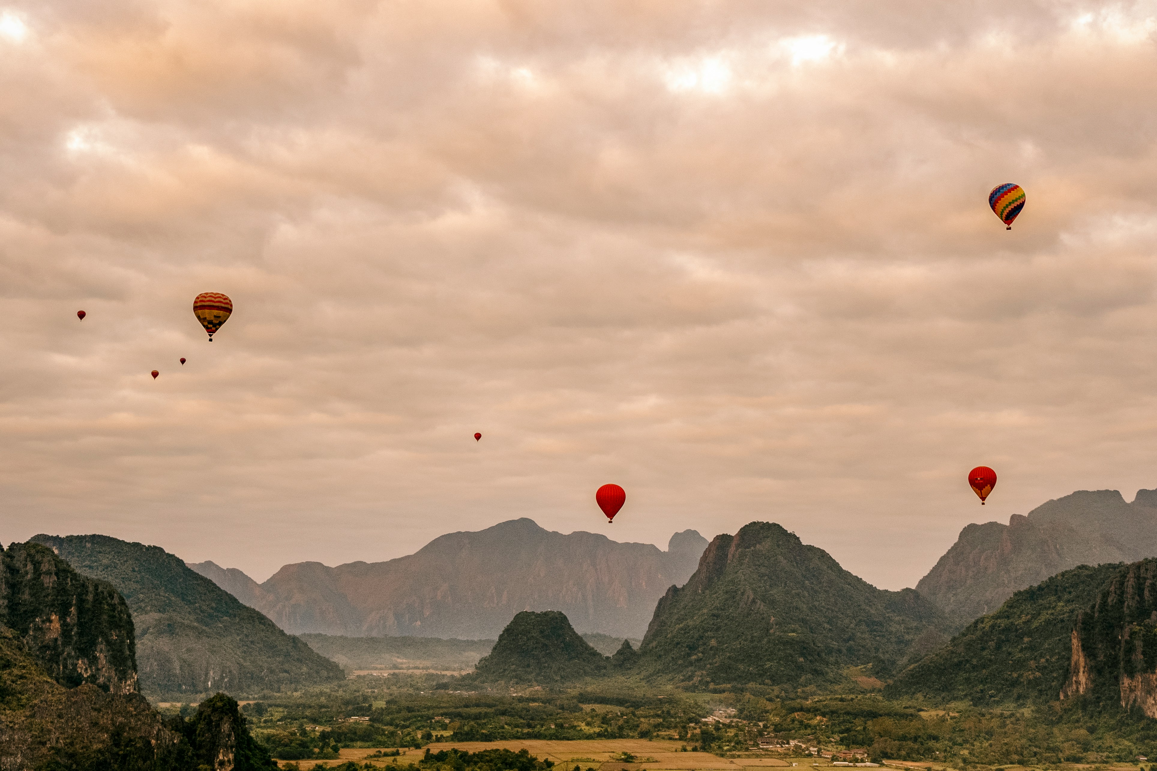 Scenic 10 Days / 9 Nights — North to South Laos